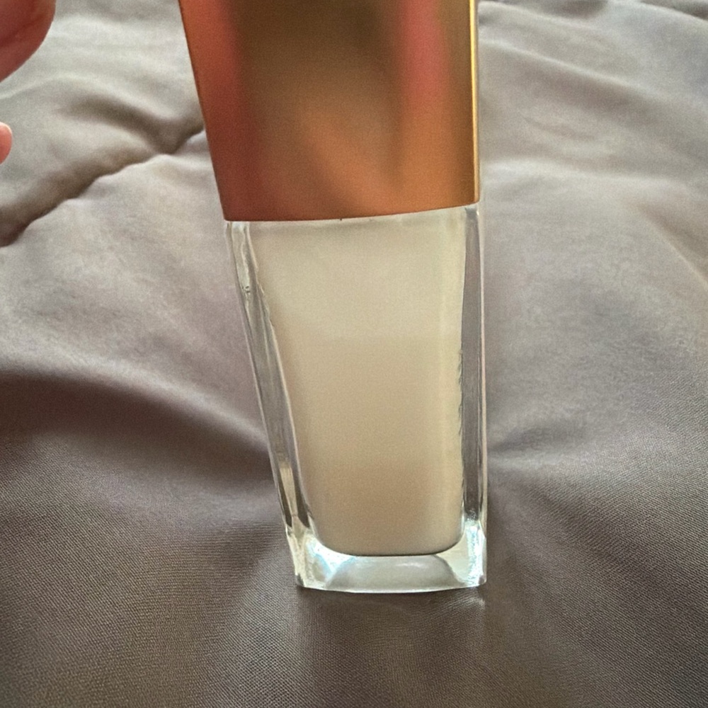 CHANEL Sublimage L'Essence Fondamentale Yeux - Gold and Cream - Picture 5 of 7